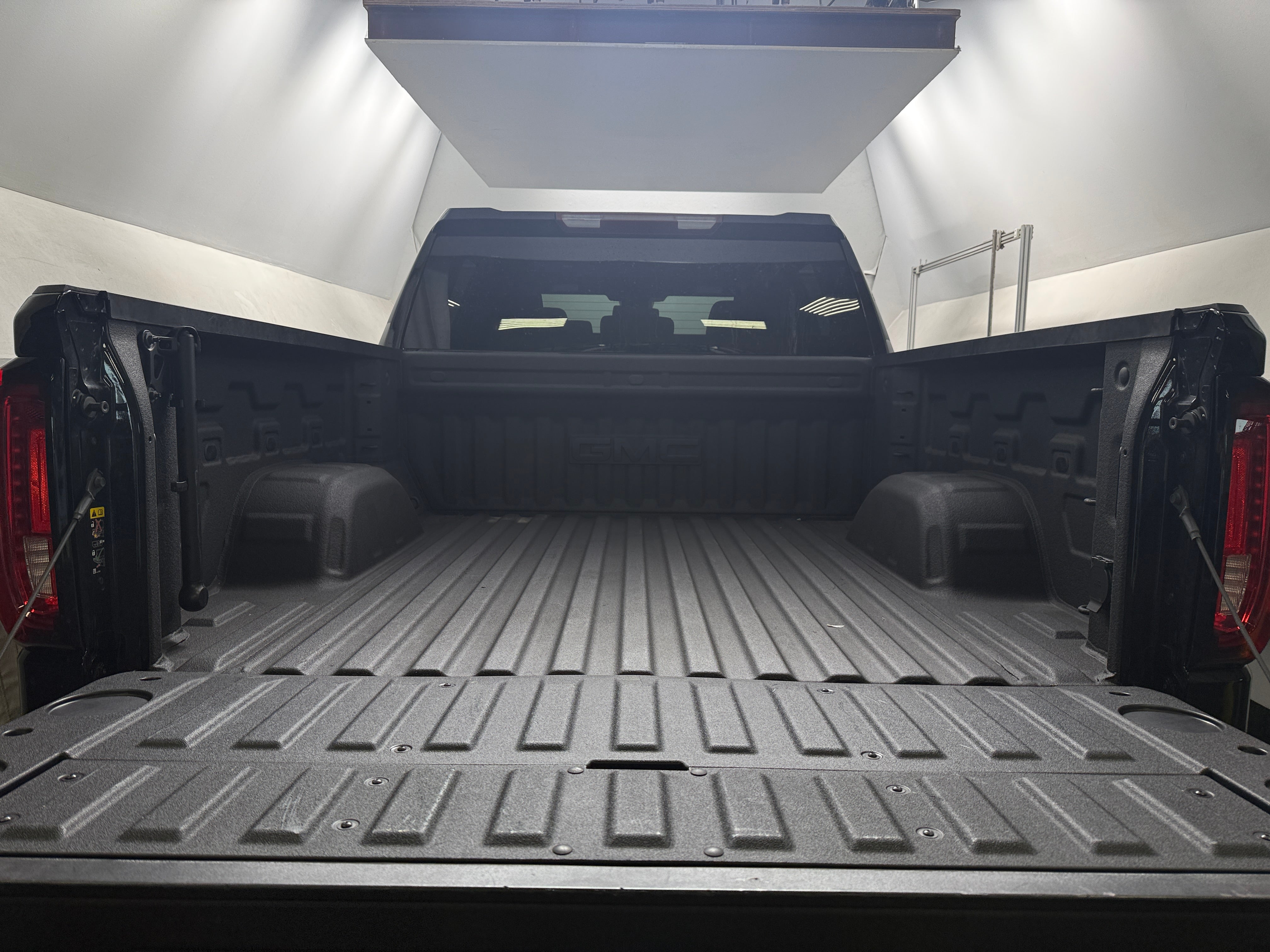 gmc sierra 1500 2025 3GTUUEEL7SG365702 image gmc sierra 1500 2025 3GTUUEEL7SG365702 image